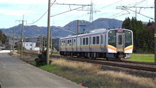 〔4K UHD|cc〕JR東日本・信越本線：安田～茨目駅、E129系2B/走行シーン。