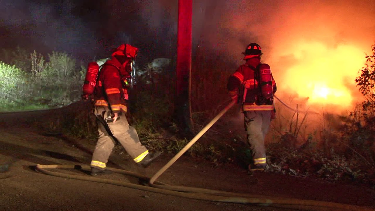 Fiery car crash injures 2 in Uxbridge, Ma YouTube