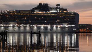 Ventura arrives at sunrise