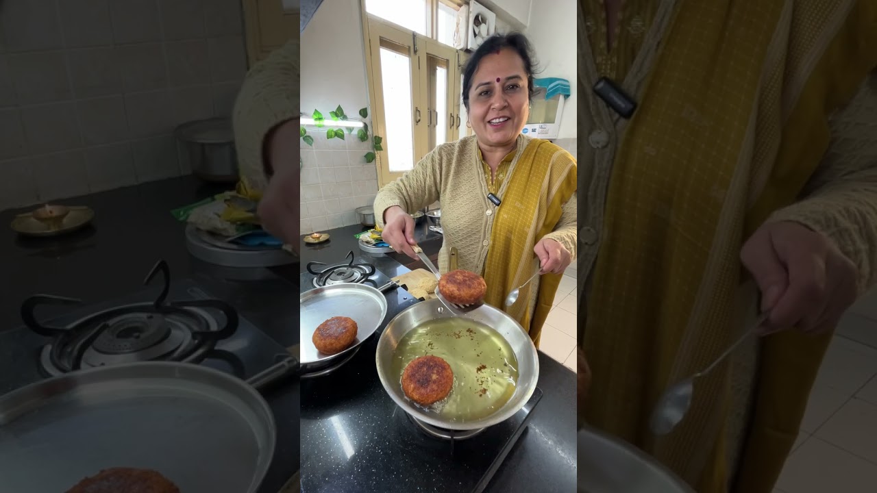 पक्की बात आज की recip देखते ही मन ललच जाएगा-तुरंत बनाने दौड़ेंगे-होटल का रास्ता भूलcrispy tikki wrap