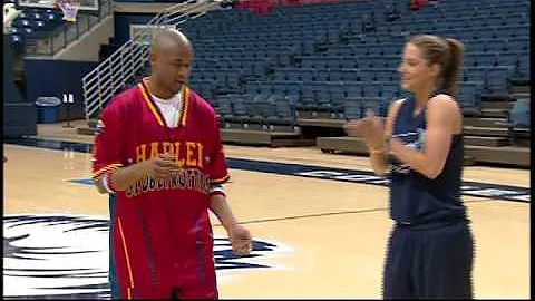 Caroline Doty doing Trick Shots with the Harlem Gl...