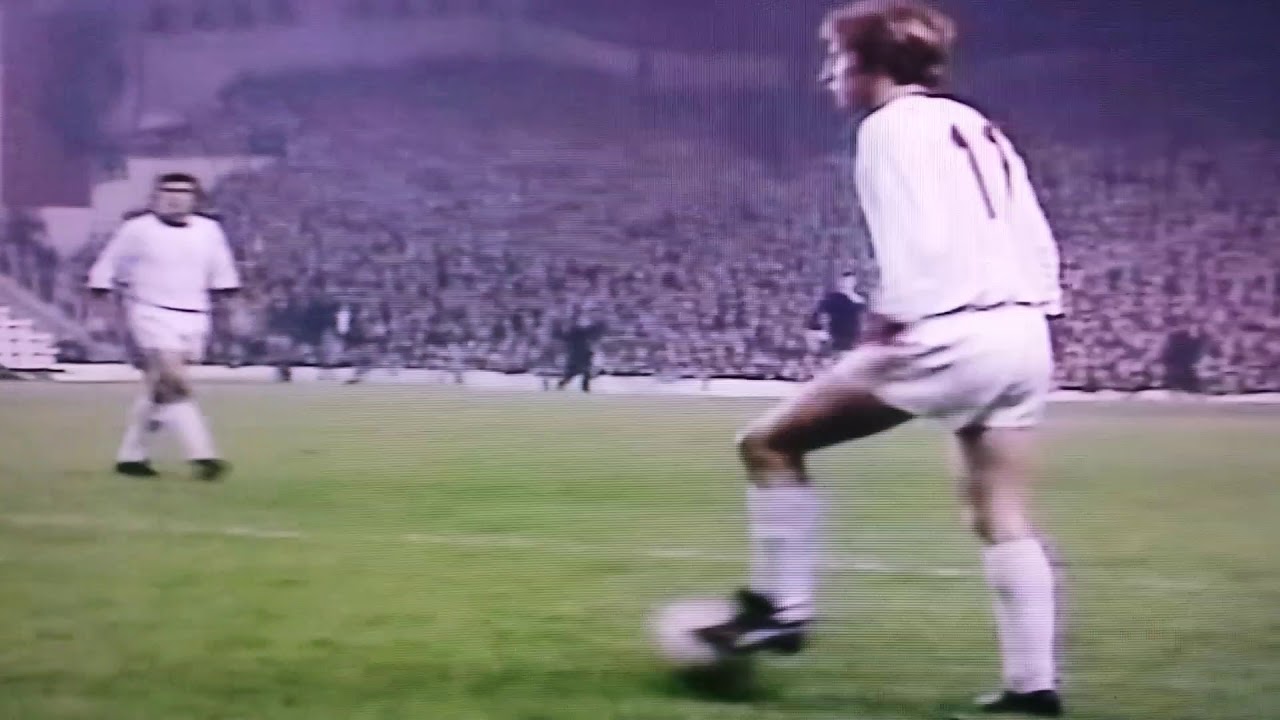 Red star belgrade football tiki taka vs liverpool 1973 and arsenal  1978 by ivan pobran.