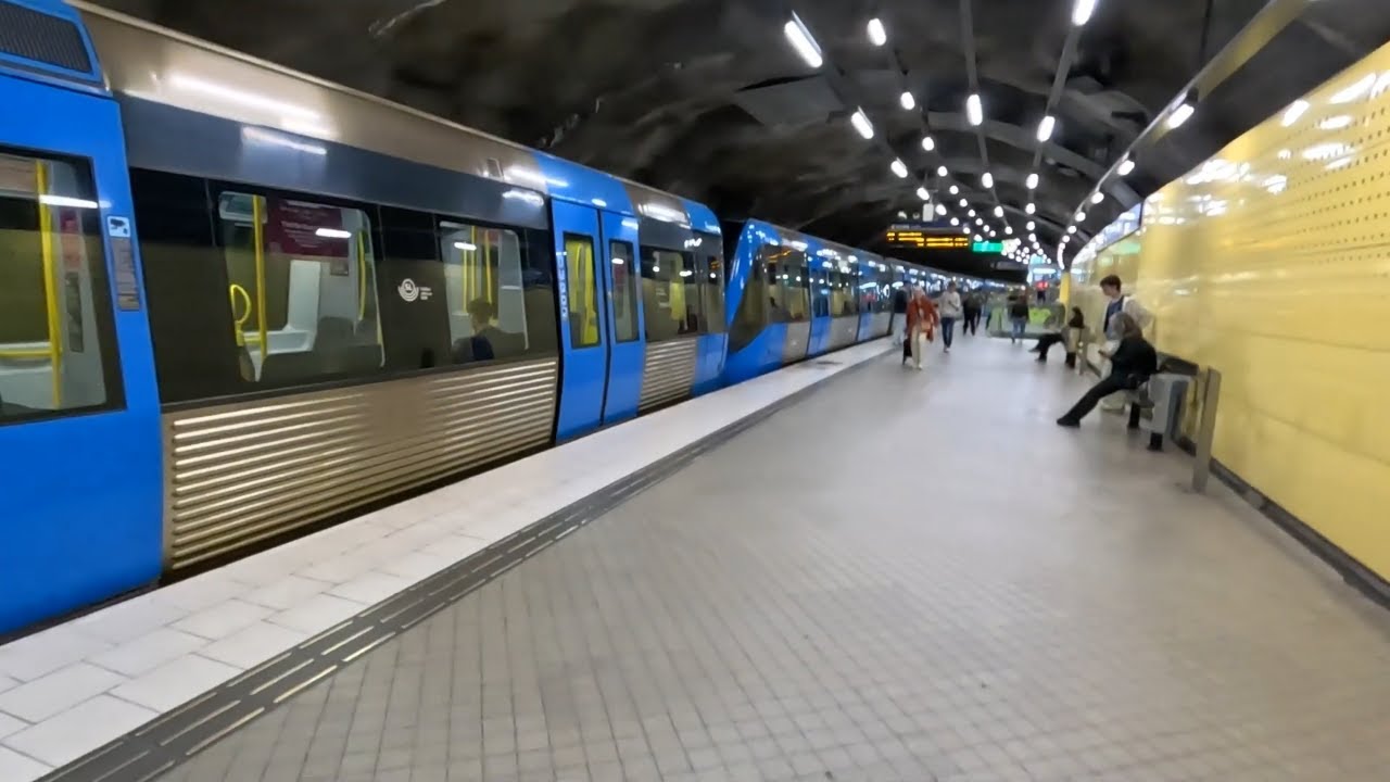 Stockholm Metro Ride - Odenplan to Fridhemsplan | 1 Elevator, 1 Escalator | Sweden | 28/08/25