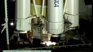 宇宙ステーション補給機、ドッキング成功 　有人化に弾み