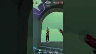 Entry with Ace | Pistol Round #valorant #gaming #gamingshorts #valorantshorts #valorantclips