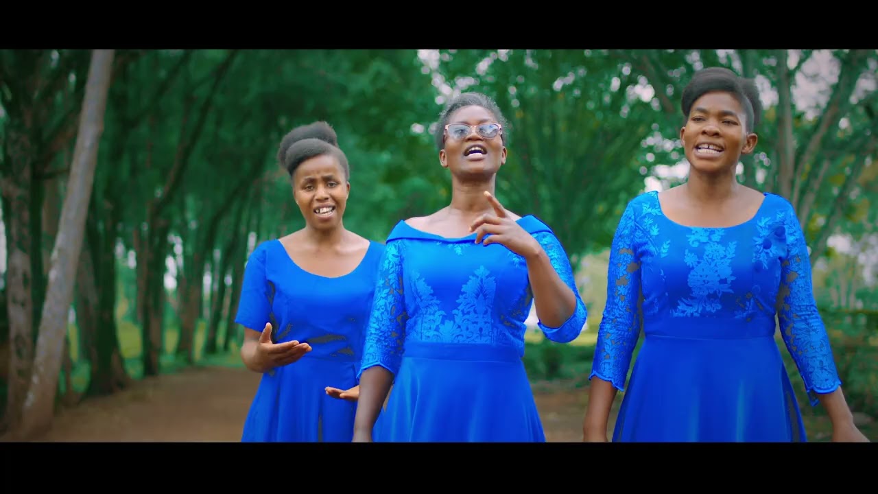 ANAKUJA MFALME