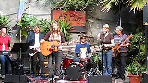 Maria Stanford performs @ El Rio