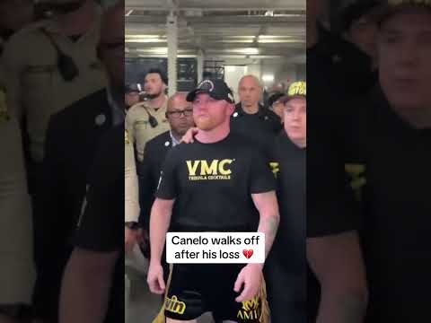 Canelo leaving after his loss #CaneloCrawford