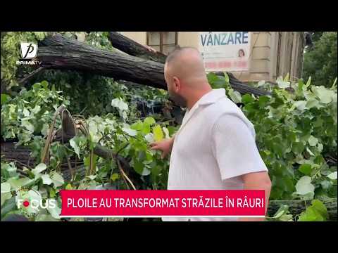 Galațiul a fost măturat de o furtună. Ploile au transformat străzile în râuri