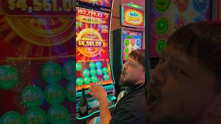 HUGE win at this slot machine!! 😳