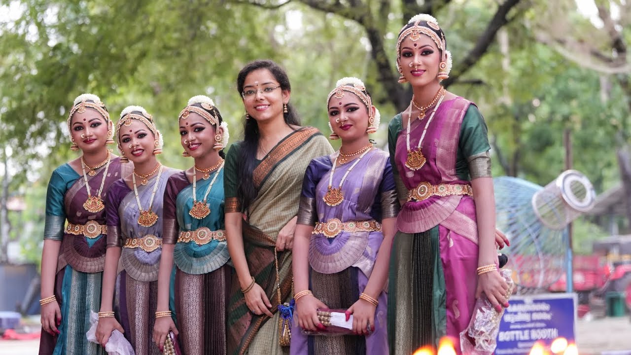 Tisra Alarippu | Bharatanatya Arangetram | Mudra Institute #dance #bharatanatyam #alarippu