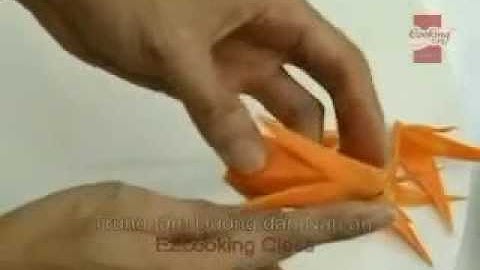 Học cắt tỉa đơn giản từ cà rốt và dưa chuột