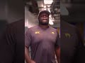 Derrick Lewis chegando na Bridgestone Arena #mma #ufc