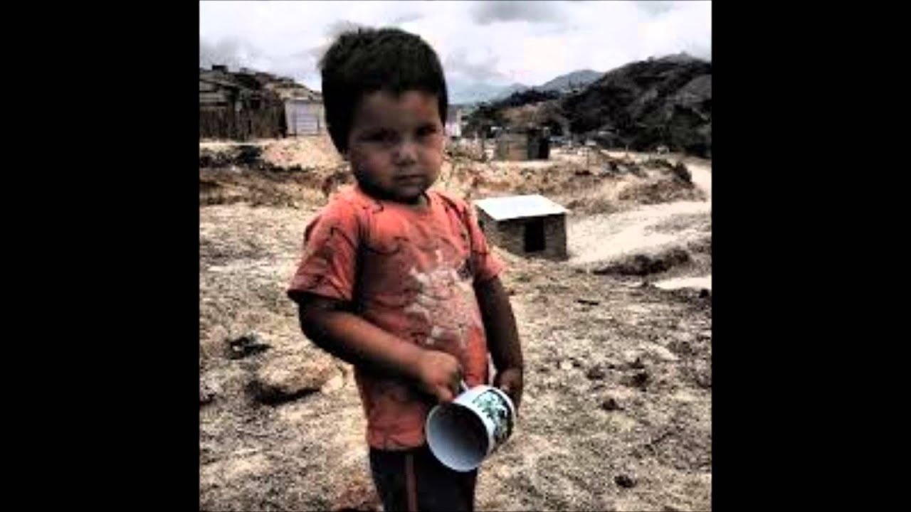 La pobreza y el desempleo en México - YouTube
