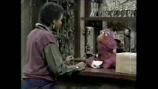 Classic Sesame Street - Telly Helps at Hooper's