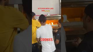 Kitchen mein lagi aag bakery cakevideos foodvideo cakedecorating cookies baking cake food