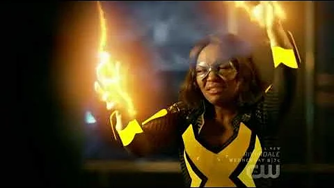 Black Lightning 2x16 Jeniffer and Black Lightning ...