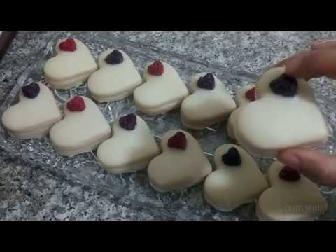 مطبخ ام وليد / قلوب بكريمة الزبدة و عجينة الڨوفريط بذوق الفريز🍓 ، بنة مختلفة 😍.. 