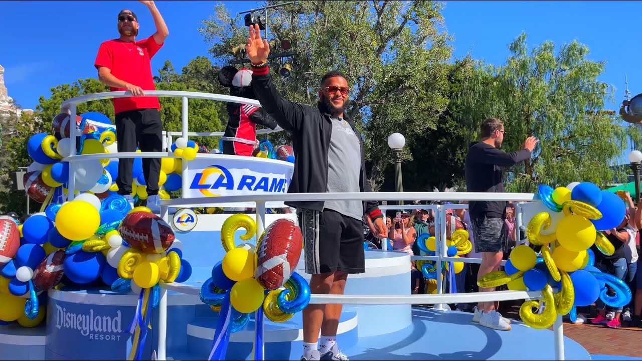 [FULL PARADE] LA RAMS SUPER BOWL 2022 CELEBRATION AT DISNEYLAND