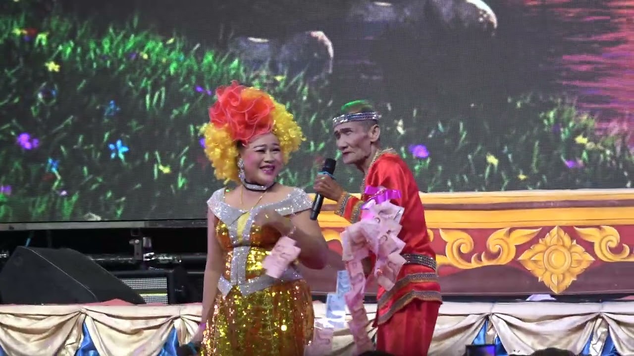 พรพยนต์ 😍สายฝน มาดูเกี้ยวแบบ ฮา ๆ กันบ้าง🤣 #ไหว้ครูคณะ พรเทพ พรทวี ปี 2568 จ.สิงห์บุรี 1 ส.ค.2568