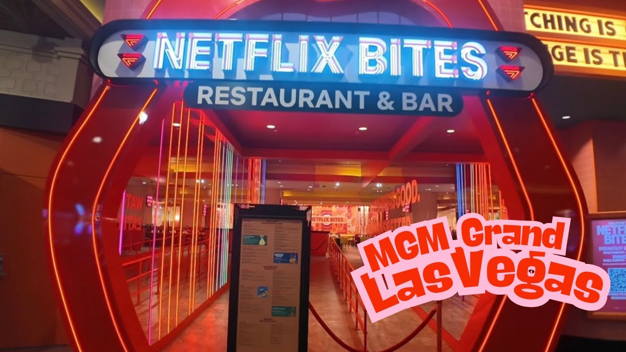 Netflix Bites at MGM Grand Las Vegas 🍔🎬 Is This the COOLEST Restaurant on the Strip?