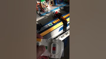 How to connect LEGO powered up 2 battery box with 1 remote #shorts