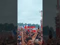 Here we go now! Left to right! Live from Defqon.1 about 400,000 people attended this 😲😍