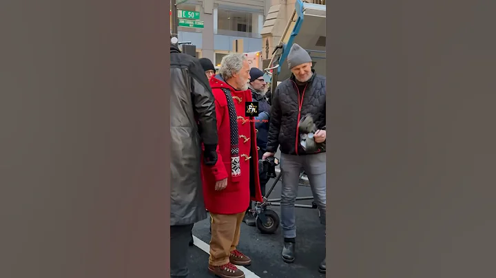 ® @schwarzenegger filming a new Christmas movie today in NYC...#arnoldschwarzenegger