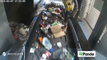Recycleye Robot recovering Liquid Cartons