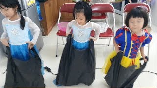 Bé Chơi Nhảy Bao Bố Silent Sea Blue Sea Và Gia Linh Thi Nhảy Bao Bố