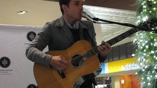 Kris Allen Faster Shoes 11-160-16 Fashion Outlets Rosemont Illinois