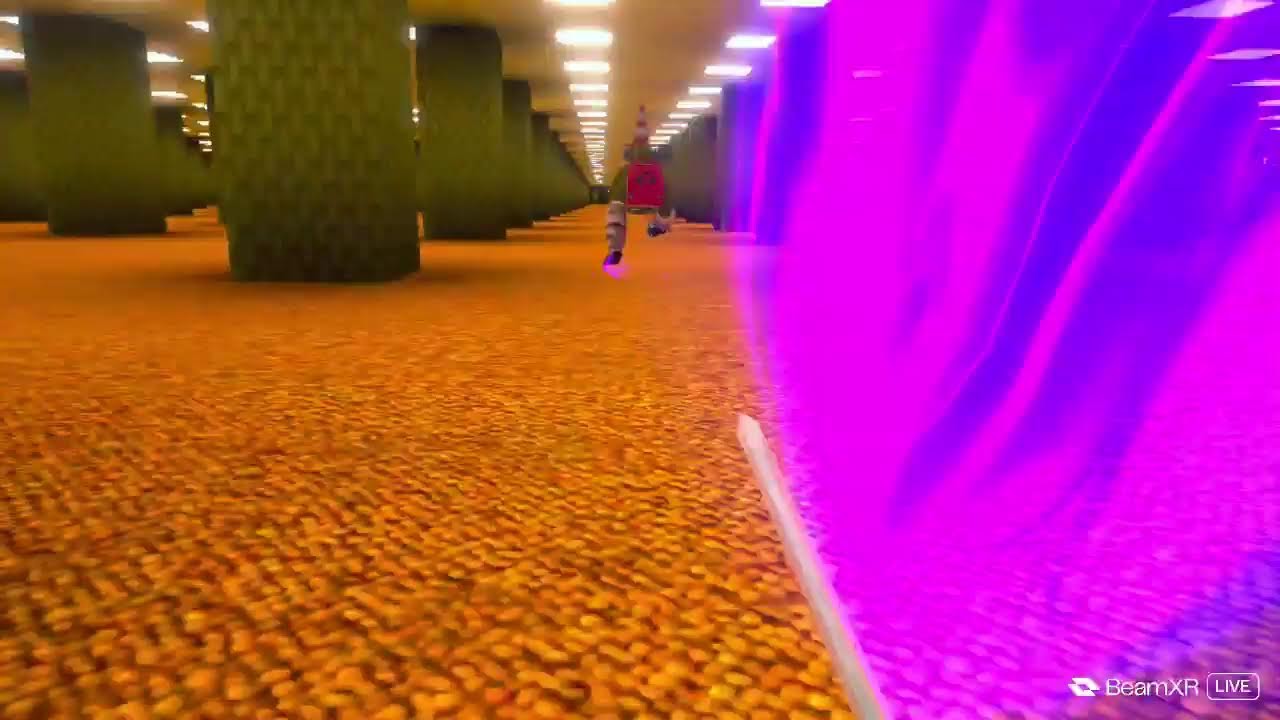 Playing scary baboon code mimic and playing random maps - YouTube