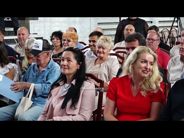 ZA TRADICIONALNE MANIFESTACIJE U AP VOJVODINI izdvojeno 25 miliona dinara