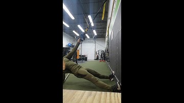 TRX Single Arm Row & Reach