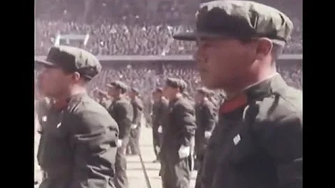 1973 CHINESE ARMY PLA BAYONET DRILL 解放军全军运动会千人刺杀操表演 - DayDayNews