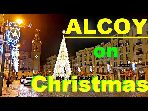 SPAIN: ALCOY - а very beautifully decorated town for Christmas. Night walkin' the Old town.