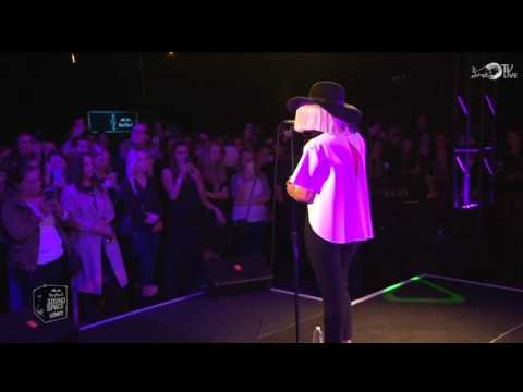 Sia - elastic heart(Live in the Red Bull Sound Space).