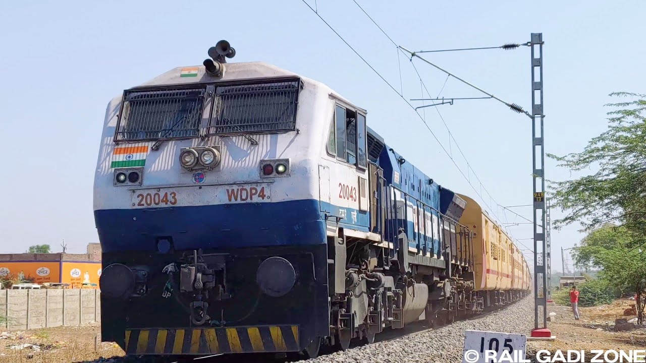 07855 Akola - Purna Passenger Train | Gooty WDP4 Horn | Train Videos Indian Railways 