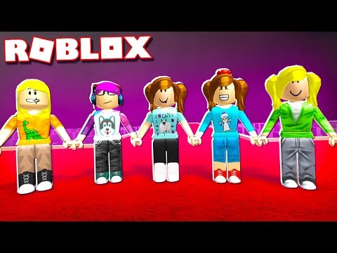 The Pals Become Pretty Girls In Roblox Youtube