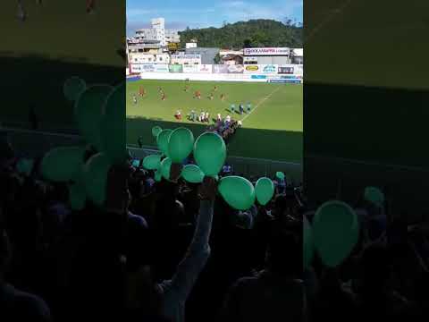 Início da partida entre Brusque e Ituano, no Estádio Augusto Bauer