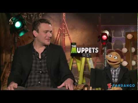 Disney's "The Muppets" - Fandango Interviews