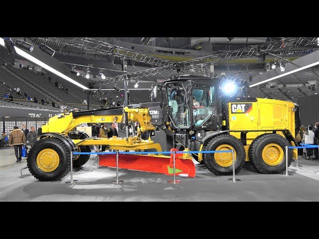 CAT® 12M3 AWDモータ・グレーダ - 札幌モーターショー2020 - YouTube