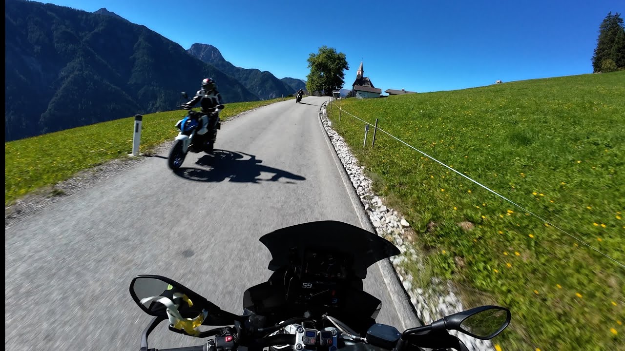 Pustertaler Höhenstraße  -  Motorraderlebnis mit Bonustipp