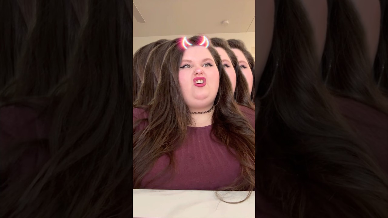 Эмберлин Рид бушует и плачет 