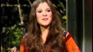 Video thumbnail of "Melanie Safka-Tonight Show 1972 Together Alone & Interview"