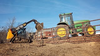 Tracks Are For Dirt - JCB Teleskid 3TS-8T