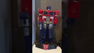 Optimus Prime at home #transformers #optimusprime #cartoon