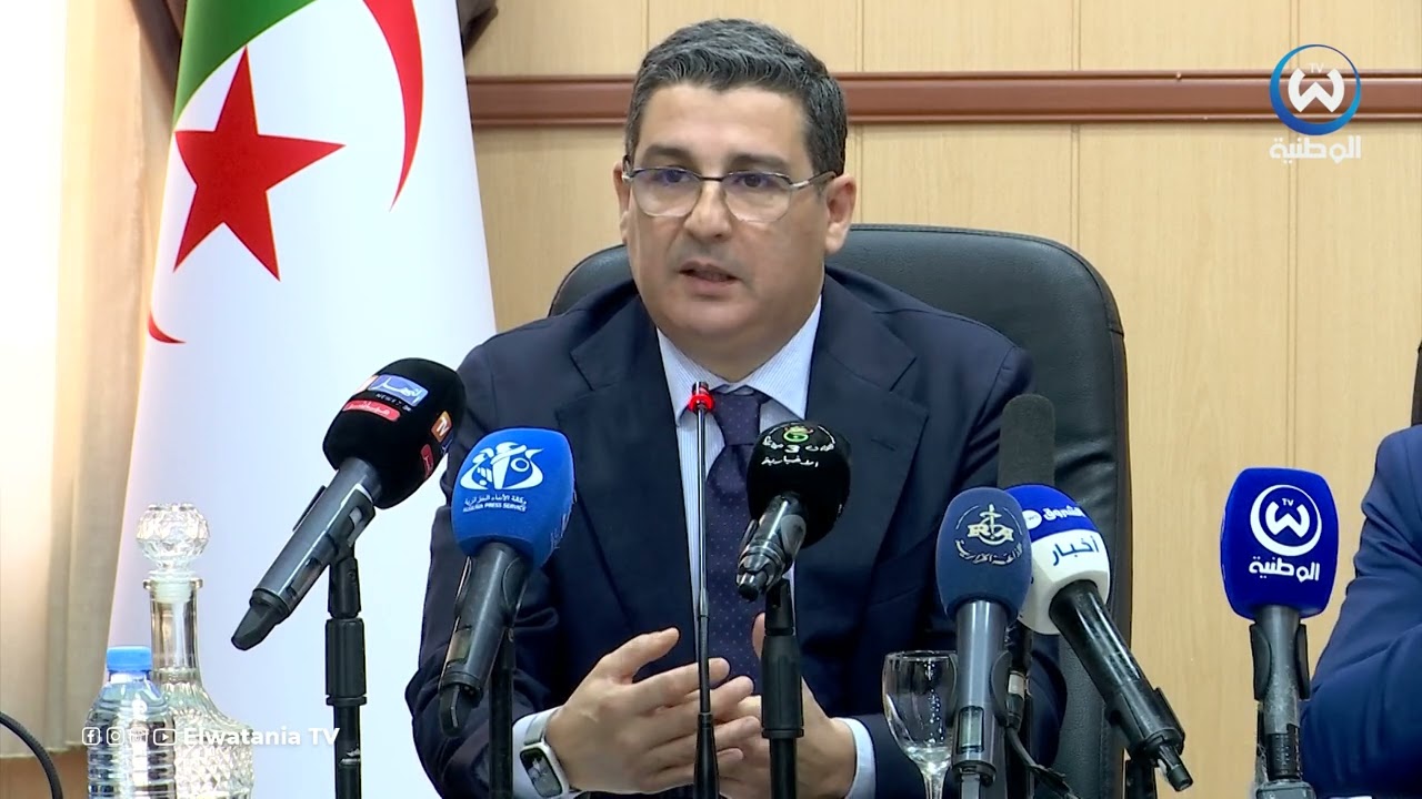 وزير الصحة : هذا هو الهدف من انشاء لجنة للكشف عن تعاطي المخدرات في المدارس