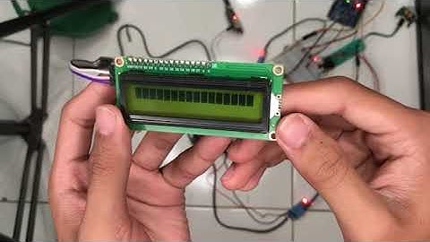 Pengatur Suhu Ruangan Hemat Daya (Arduino Uno + ESP 32) dengan Sensor DHT 11 dan PIR