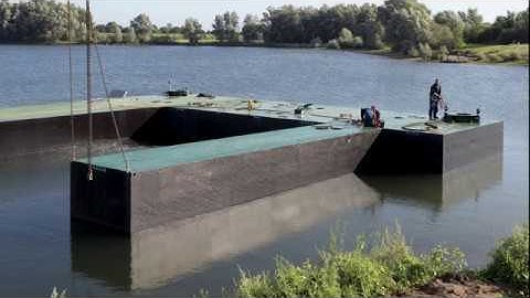 Installation of modular container pontoon Baars Sliedrecht